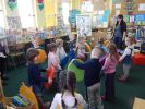 Zdjęcie z lekcji bibliotecznej