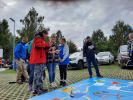 Na zdjęciu uczestnicy wielkoformatowej gry planszowej