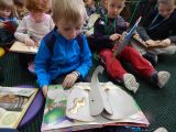 Zdjęcie z lekcji bibliotecznej