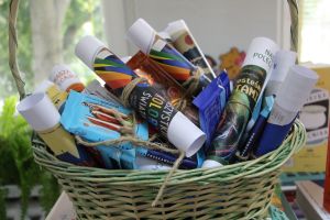 na zdjęciu upominki dla czytelników